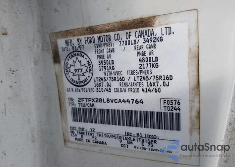 1997 Ford F-250 Lariat/Standard/Xl/Xlt from USA, damaged, VIN 2FTFX28L8VCA44764